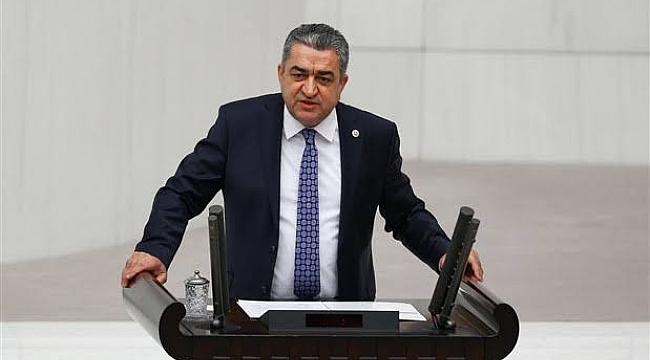 Serter: 'Gazetecilerin kalemlerindeki kelepçeyi çözeceğiz'