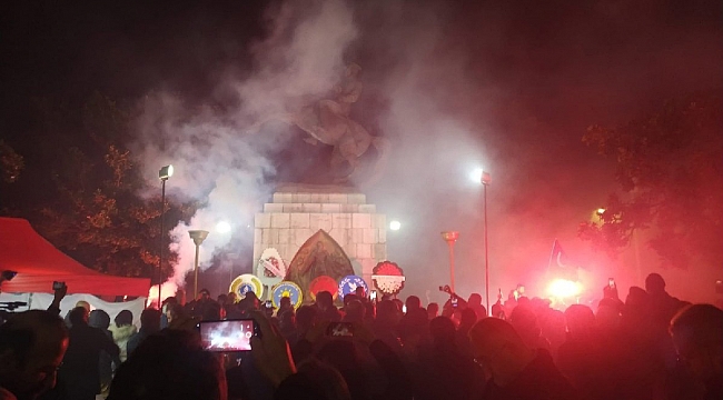 Atatürk Onur Anıtı’nda nöbet!