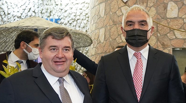 EMITT’de Çeşme rüzgarı