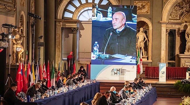 Floransa'da konuşan Başkan Soyer barış çağrısı yaptı