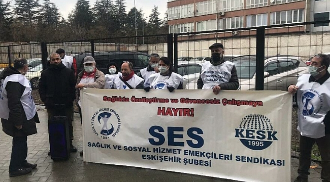 Hekimlerden ‘Geççek’ şarkılı eylem