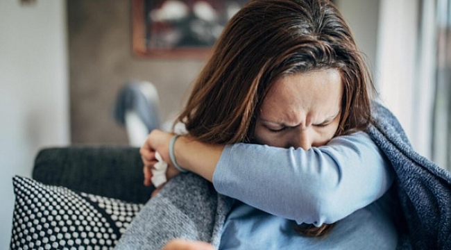 Omikron varyantının üç yeni semptomu ortaya çıktı