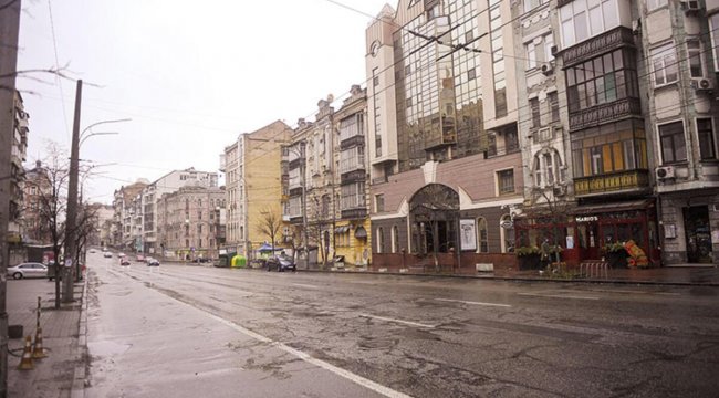 Ateş altında yaşamak