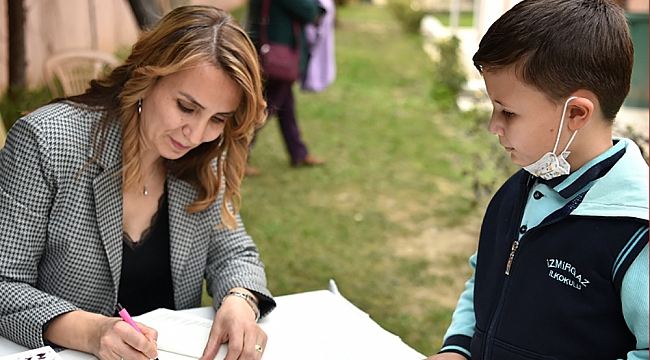 Bornova'da kitaplarla dolu yedi gün