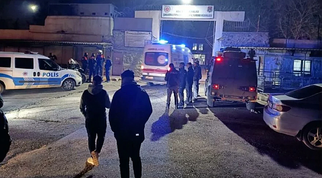 Cezaevinde isyan: Çok sayıda ekip sevk edildi...