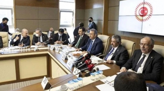 CHP ve MHP'li vekiller arasında tartışma