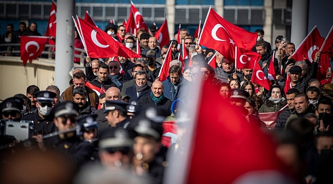 İzmir'de İstiklal Marşı coşkusu