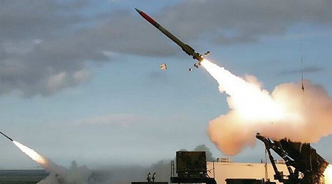 Rus füzeleri askeri üssü vurdu 35 kişi hayatını kaybetti