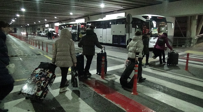 Savaştan kaçtılar, İzmir'e geldiler