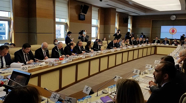 Seçim mevzuatı teklifinde rötuşlar yapıldı!