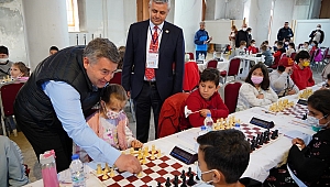 Çeşme’de Satranç Turnuvası heyecanı