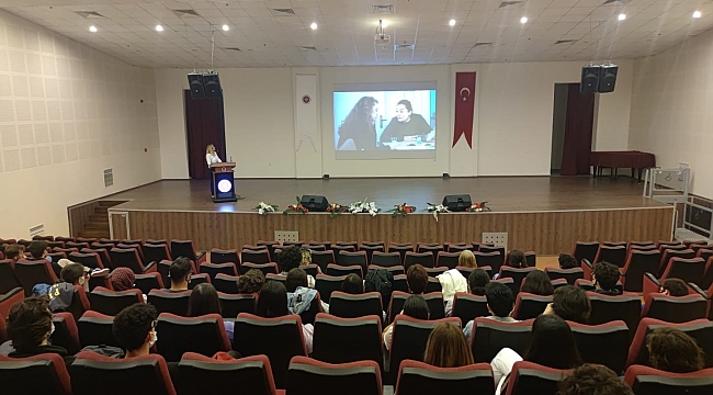 İYTE öğrencilerine "Narko Gençlik" farkındalık semineri