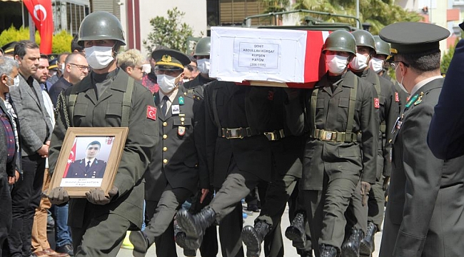 İzmir şehidini ebediyete uğurladı