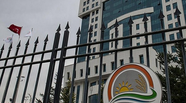Tarım Bakanlığı'nda 4 bakan yardımcısı görevden alındı