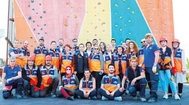 AFAD’ın gönüllü ordusu: Üzülmek yerine yardıma koşuyoruz