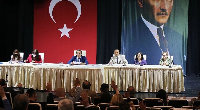 Batur: Atık yönetiminde öngörülü belediyeyiz