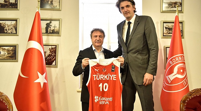 Bornova’yı milli heyecan sardı