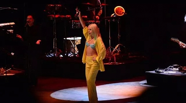 Gülşen, Bursalı hayranlarını coşturdu