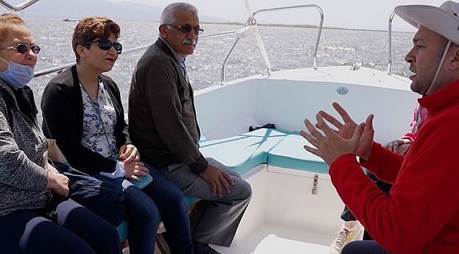 Körfezin en renkli teknesi yola çıktı