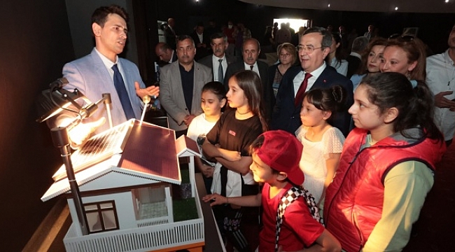 Sancar Maruflu Bilim Merkezi’nde keşfe yolculuk başladı