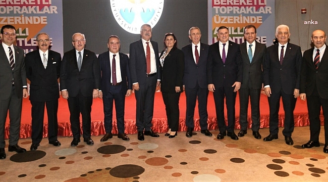 CHP’li 11 büyükşehir belediye başkanı Eskişehir&#039;de buluşuyor
