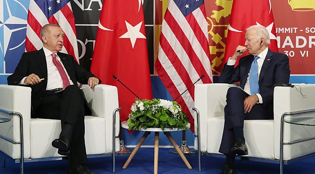 Erdoğan, ABD Başkanı Biden ile Madrid'de bir araya geldi