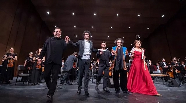 Fazıl Say&#039;dan AKM&#039;de bir ilk