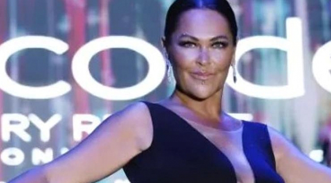 Hülya Avşar&#039;dan manşet esprisi!