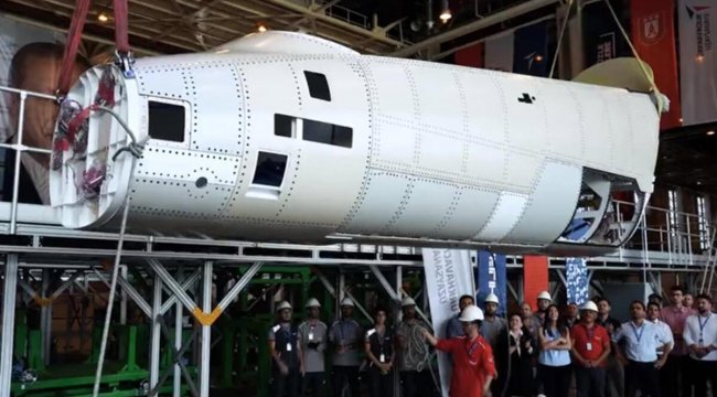 Hürjet'te montaj başladı! 45 bin feete tırmanabilecek