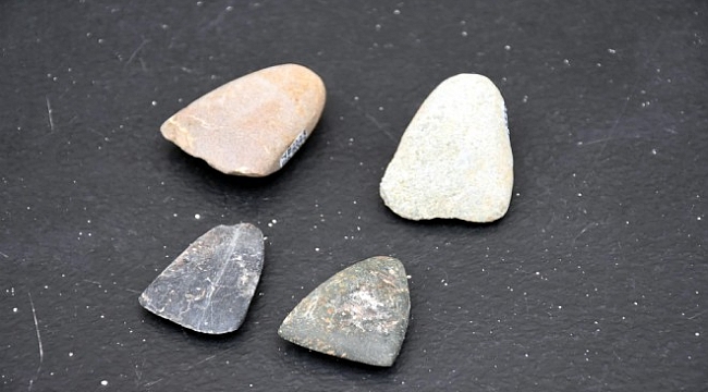 İzmir'de yeni keşif: 8 bin 200 yıllık kesici aletler