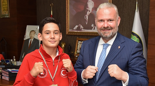 Menemen'in gururundan Pehlivan'a şampiyonluk sözü