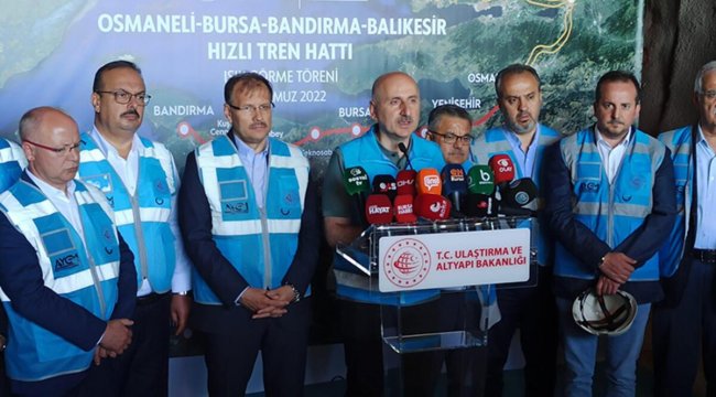 Bakan Karaismailoğlu: Ankara-Bursa ve Bursa-İstanbul arası 2 saat 15 dakika olacak