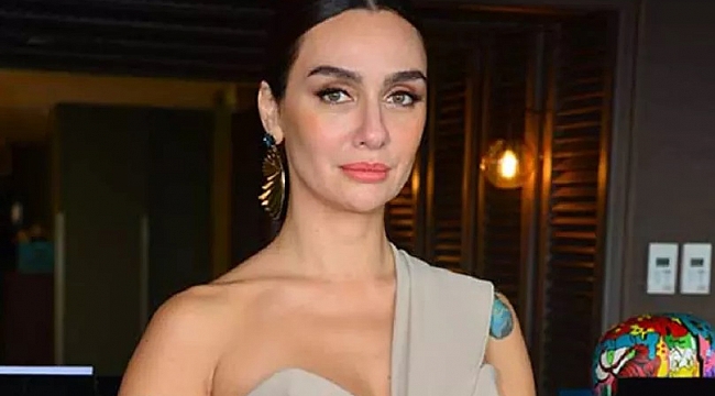 Birce Akalay'dan dolar isyanı! "Paramız iyiden iyiye pul oldu"
