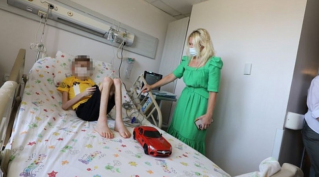 Bursa'da çöp evde bulunan çocuğun tedavisi sürüyor