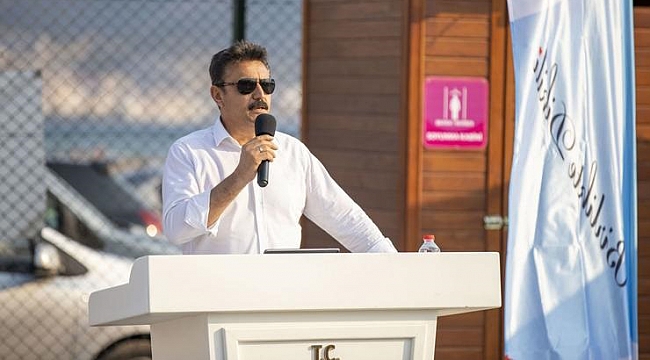 Dikili plajlarına 2 Mavi Bayrak daha eklendi