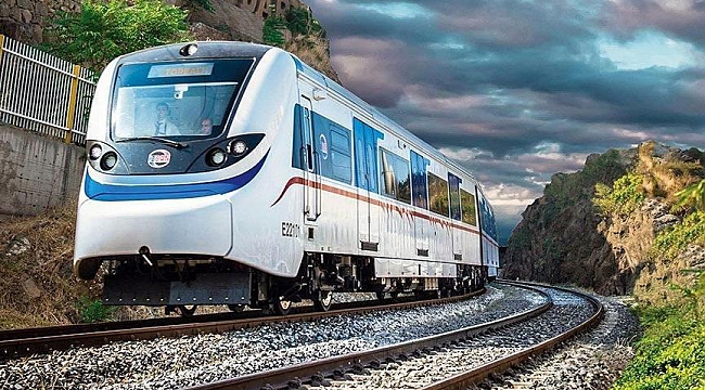 İZBAN bayramda ve 15 Temmuz’da ücretsiz