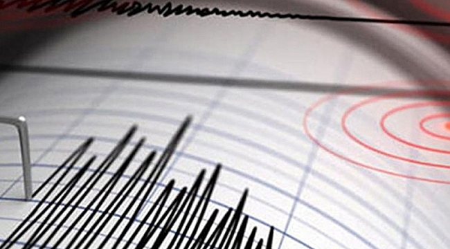 Soma'da korkutan deprem