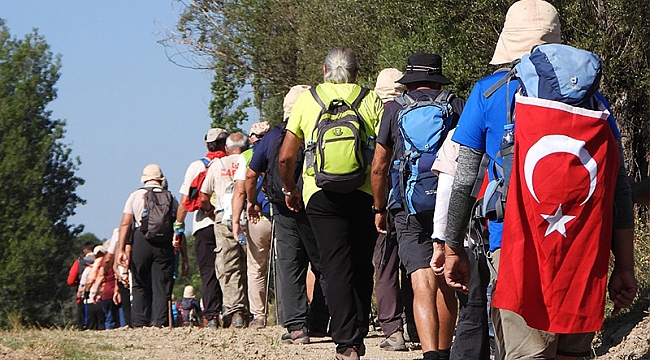 3 ilin etabı tamamlandı: Zafer Yürüyüşü kafilesi adım adım İzmir&#039;e ilerliyor