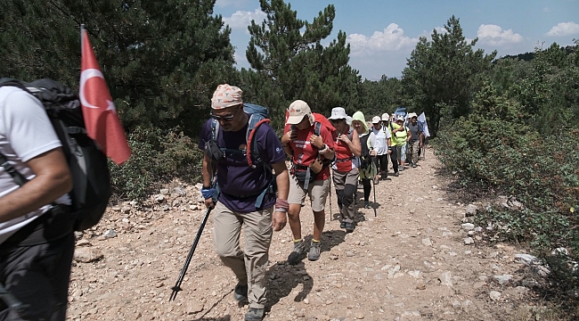 Afyon’dan İzmir’e 400 kilometrelik Zafer ve Anma Yürüyüşü sürüyor