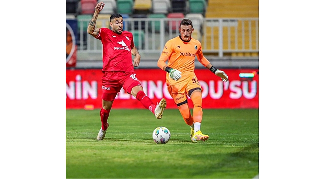 Altınordu kendi evinde üzdü