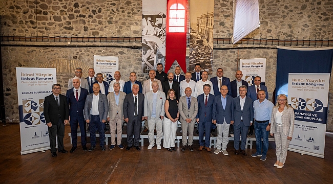 Başkan Soyer: &quot;Tarihsel bir sorumluluk üstlendik&quot;