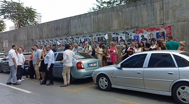 Deprem panik yarattı: Vatandaşlar kendi kendilerini sokağa attı