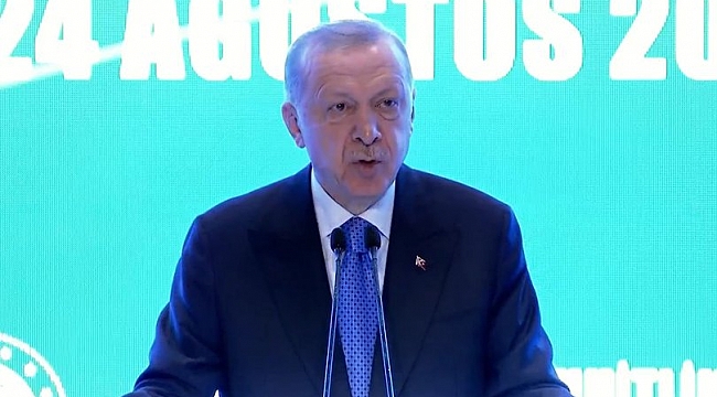 Erdoğan: Kimsenin kimliğiyle görüşüyle ilgilenmiyoruz