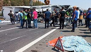 Gaziantep'de feci kaza: 16 kişi can verdi