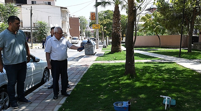 Karabağlar'da eskiyen park yenileniyor, olmayan yapılıyor