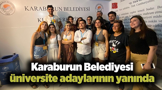 Karaburun Belediyesi üniversite adaylarının yanında