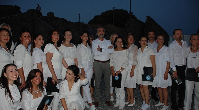 Mübadele Korosu Bergama Asklepion Antik Tiyatro’da sahne aldı