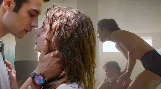 Öpüşme ve şiddet sahneleri rahatsız etti!