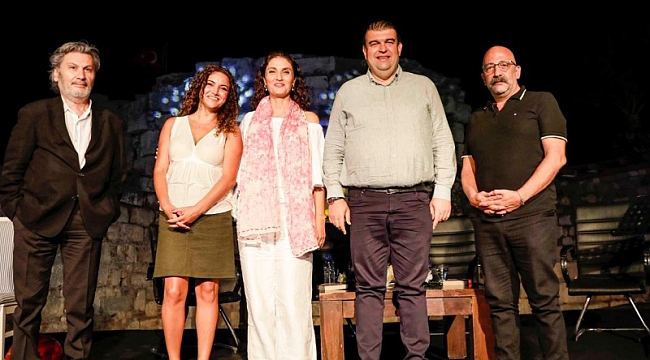 Seferihisar&#039;da &#039;Kaleiçi Söyleşileri&#039; sürüyor