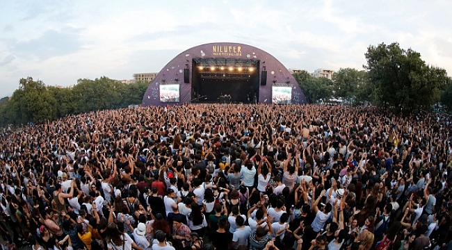 Bir engel de Nilüfer Müzik Festivali’ne